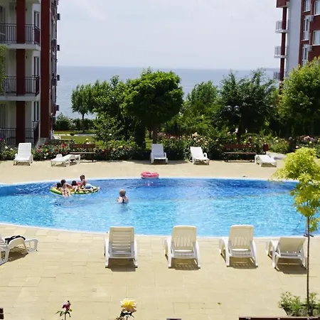 Private Panorama Club شقة *